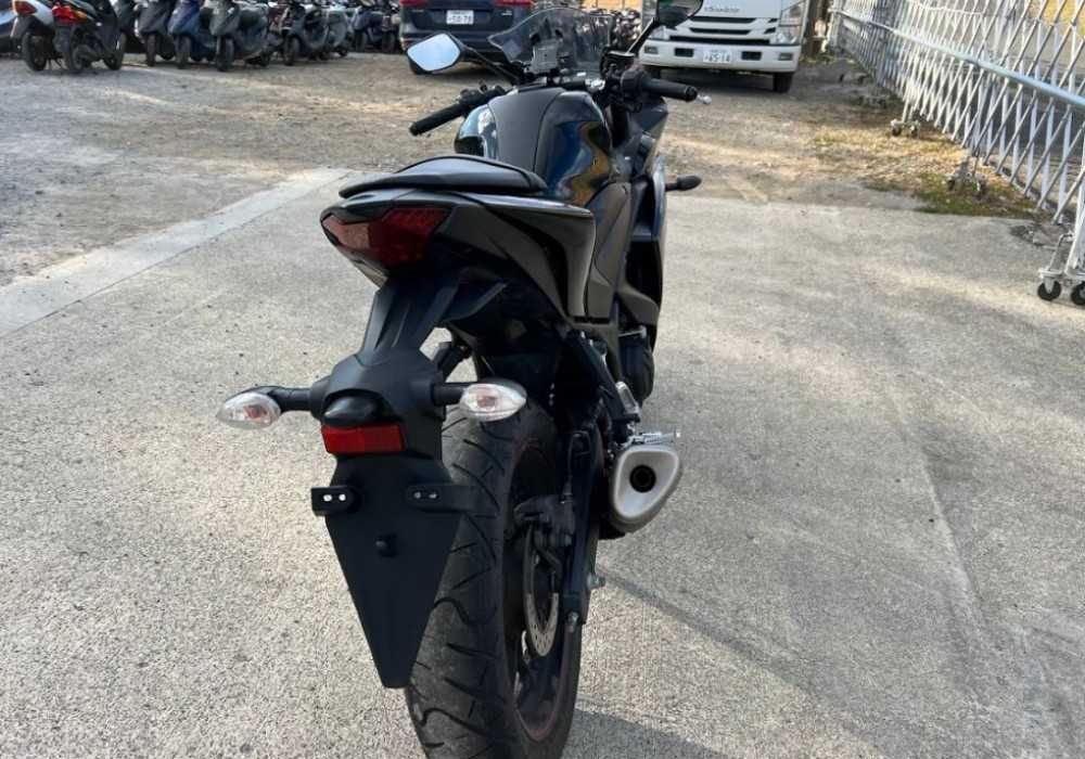 Японський мотоцикл Yamaha YZF-R25 2016, мотосалон Артмото Полтава