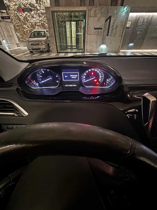 Peugeot 208 - Diesel