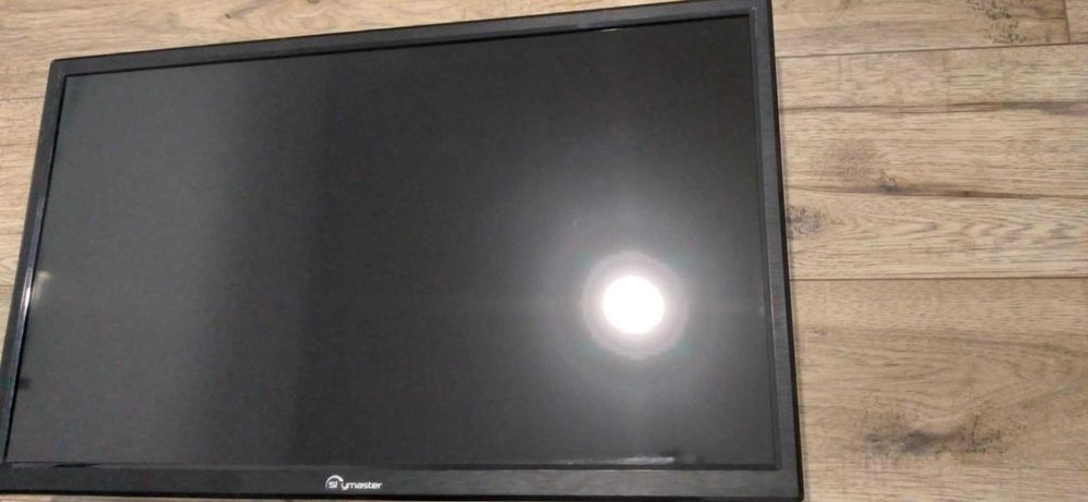 Telewizor Skymaster 22 cale stan nieznany ekran cały USZKODZONY