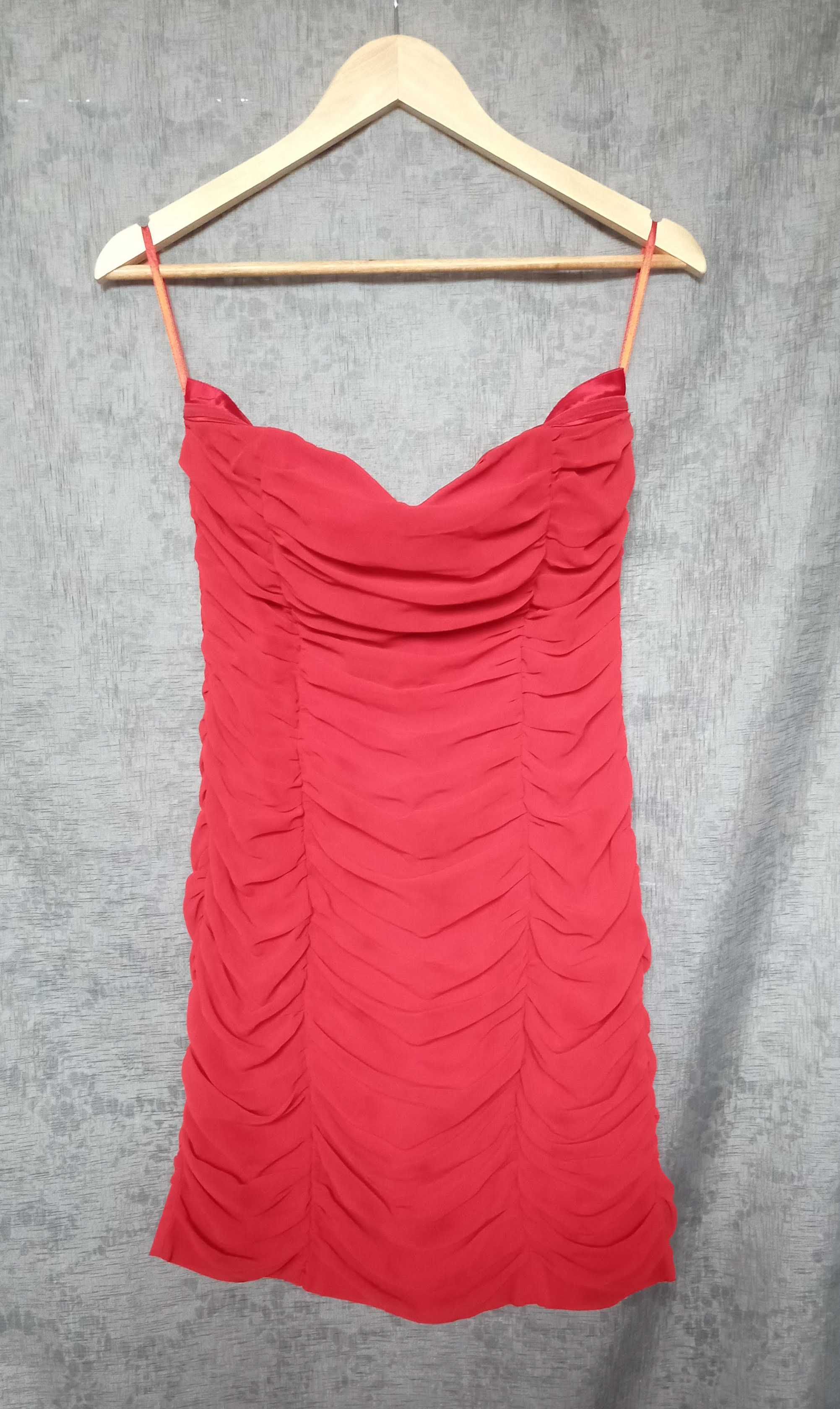 Gorsetowa czerwona marszczona sukienka mini H&M 42