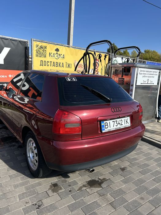 Продам своє авто ауді а3 1998