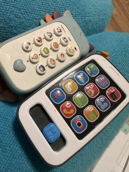 Музичні телефони fisher price