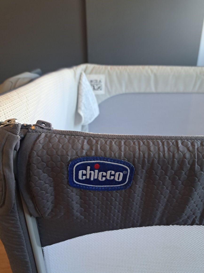Łóżeczko dostawne chicco next2me