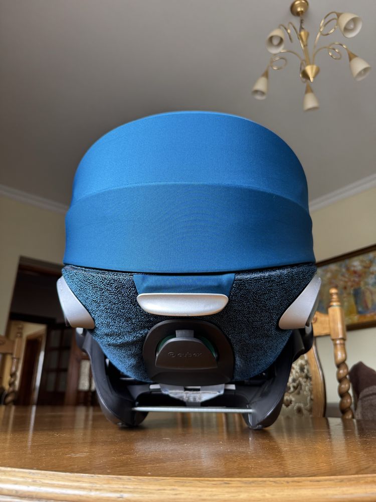 Ідеальна Автолюлька Автокрісло Cybex Cloud Z2 (як нове)