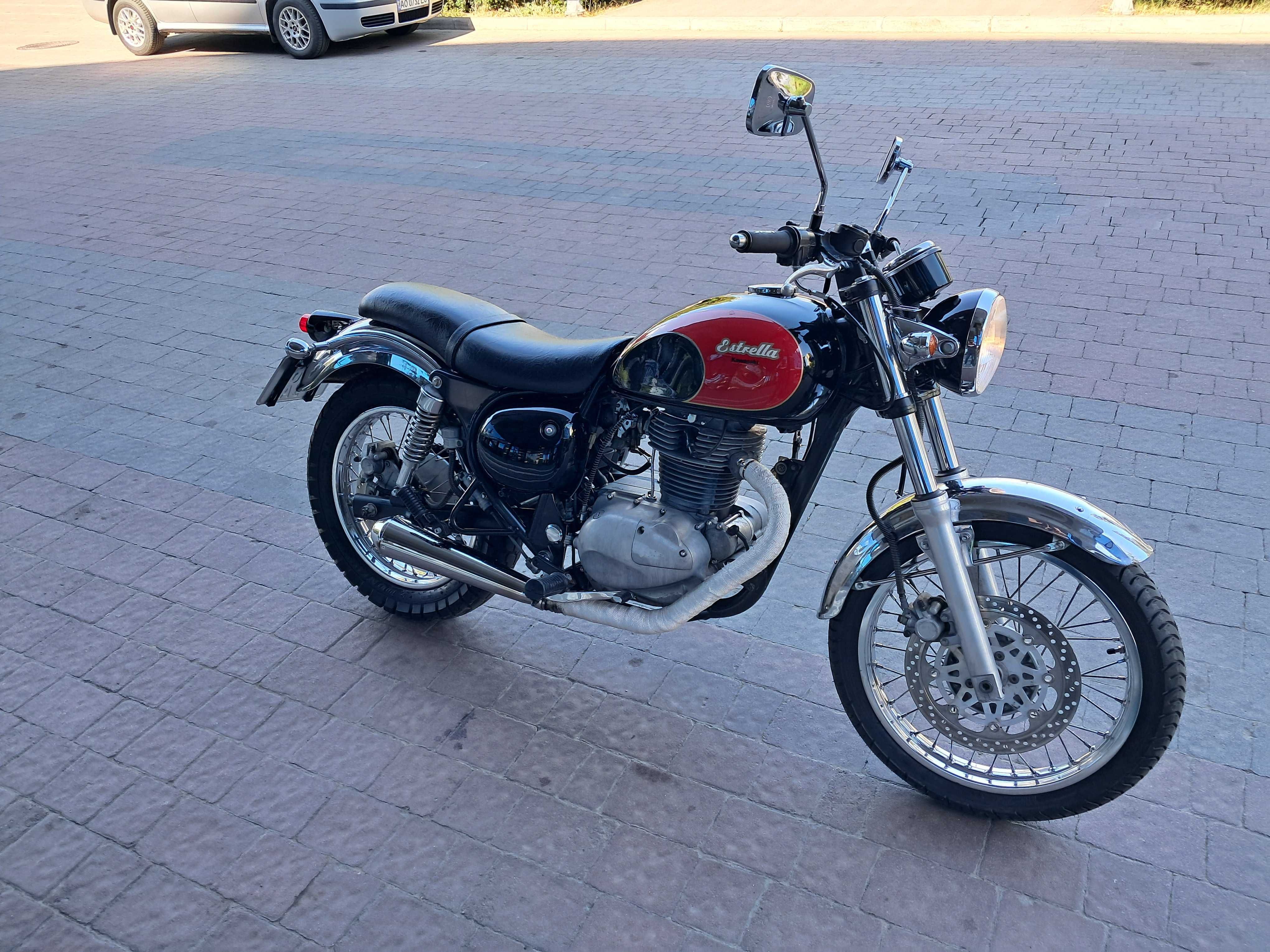 Продаю мотоцикл Kawasaki Estrella 250
