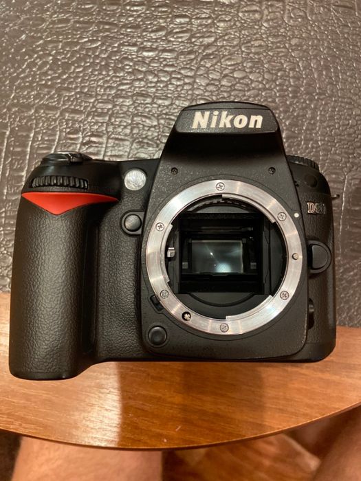 Зеркальный фотоаппарат Nikon D90 отличное состоянии и кучу всего