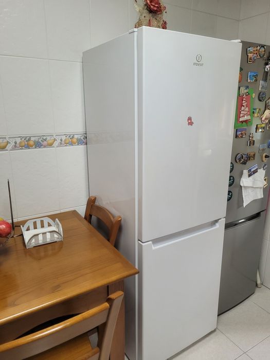 Frigorifico combinado indesit no frost