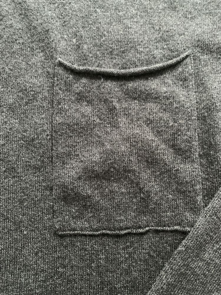 Cienki sweterek z wełną merino Filippa K M