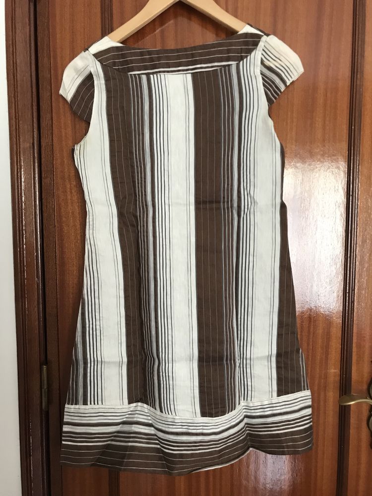 Vestido branco/castanho Zara