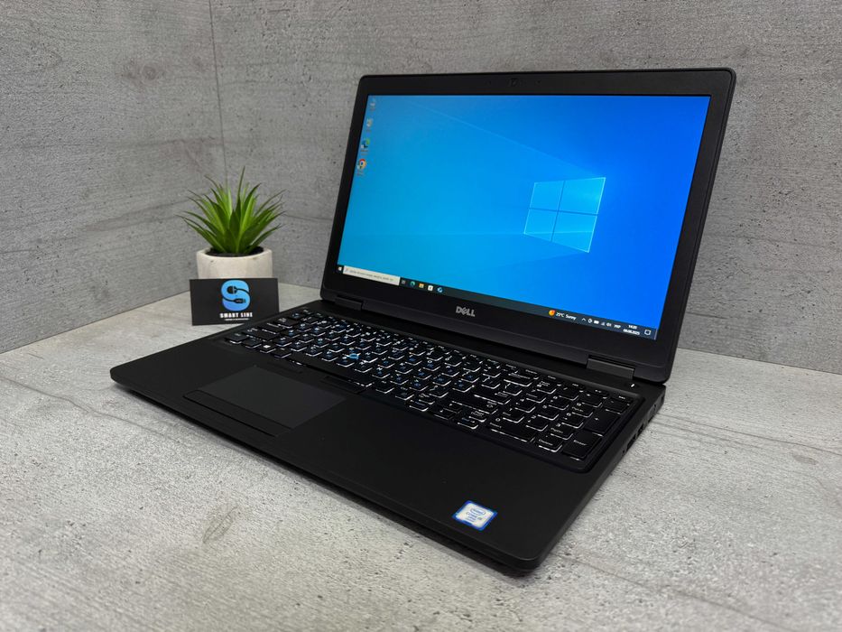 256gb ssd/15.6"/i5-6300u/8gb ddr4/Стильний ноутбук Dell 5580