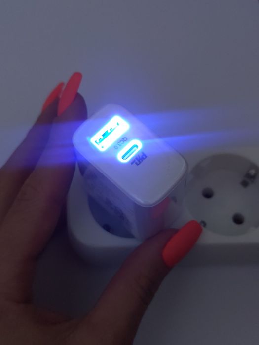 Швидка зарядка quick charge USB 18W PD 20W для iPhone айфон