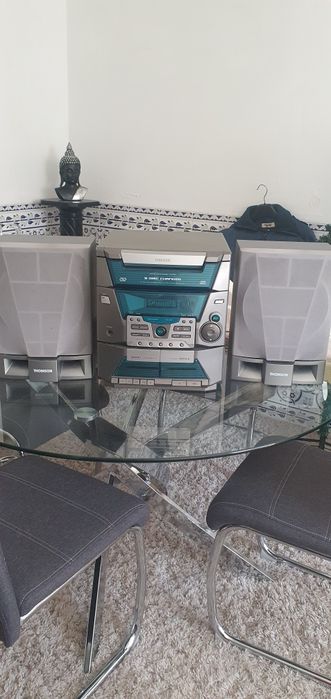 Aparelhagem Thomson com duas colunas e comando