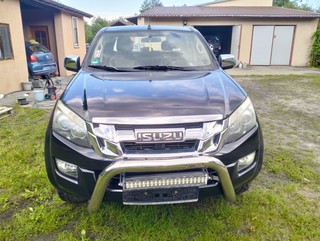 Isuzu D-max 2.5 TD. 163KM. Pickup. 4x4.