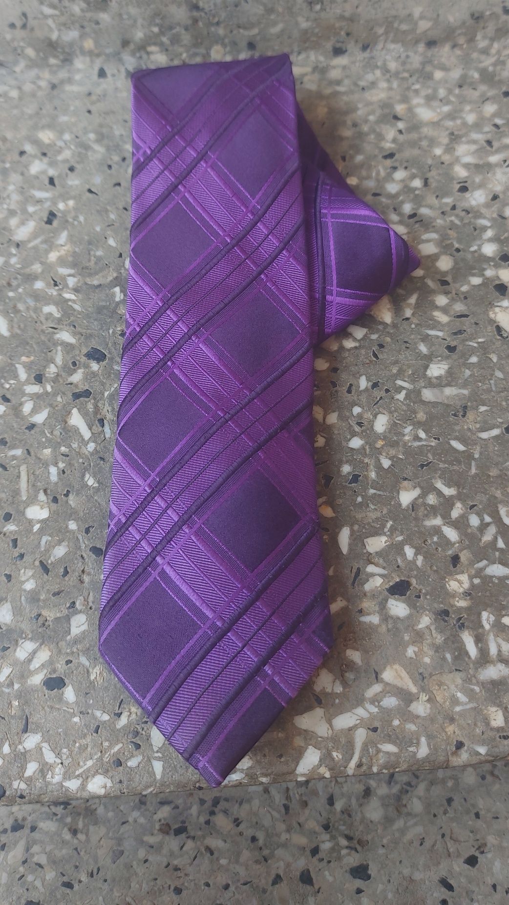 krawat jedwabny 100% jedwab silk fioletowy wzory