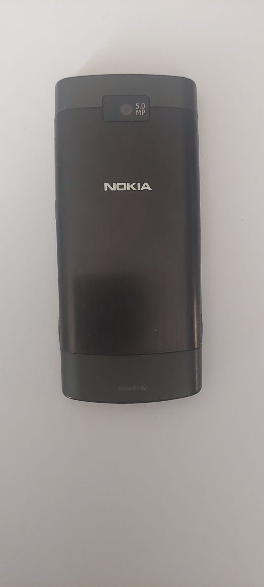 Telefon Nokia X3-02