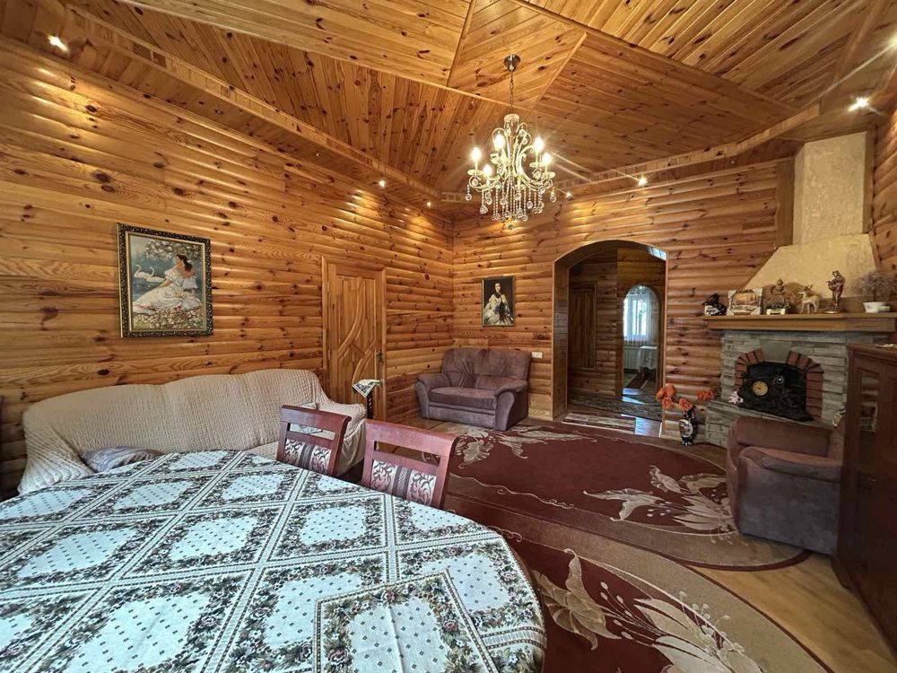 Продам 4к квартиру в центрі міста