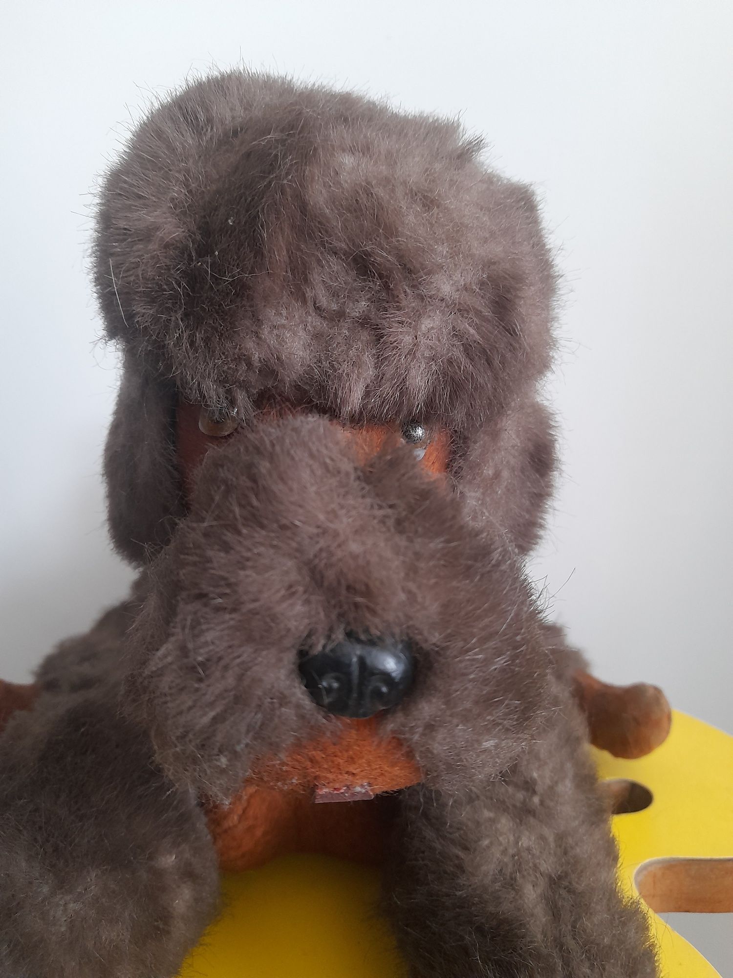 Cão "poodle" de peluche vintage