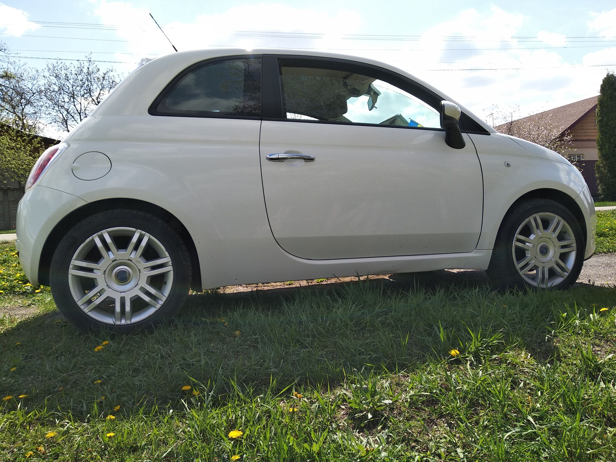 Електромобіль Fiat 500 в доброму стані запасу до 150км