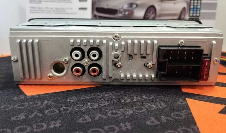 Магнітола JSD-520BT потужна автомагнітола AUX USB Bluetooth