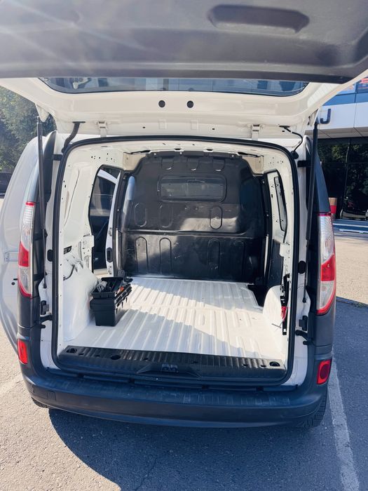 Продам renault kangoo 2017