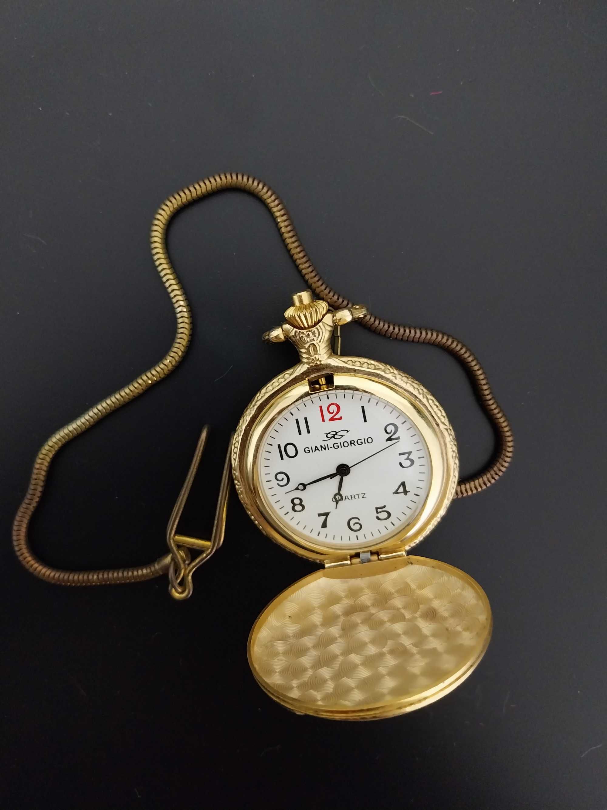 Relógio de bolso (dourado)
