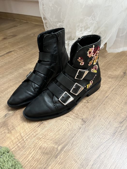 Шкіряні черевики Zara ; жіночі черевики з натуральноі шкіри з вишивкою