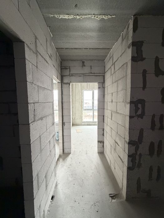 Продаж 2к квартири з терасою