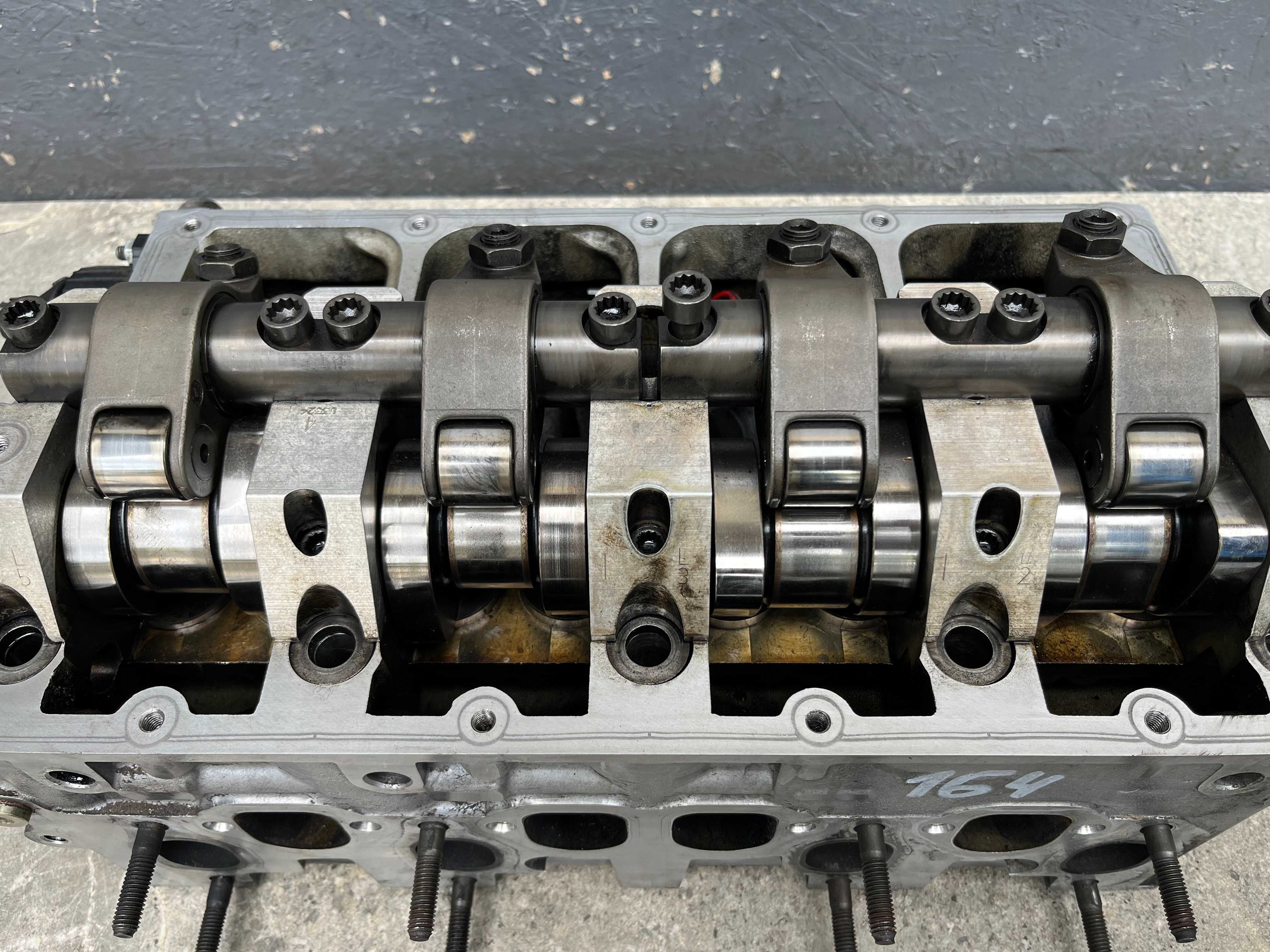 ГБЦ головка блока VW T5 Golf 4 Passat B5 B6 Touran 1.9 2.0 TDI