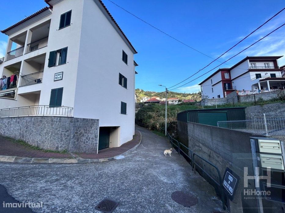 Terreno para construção em Machico junto do campo de Futebol