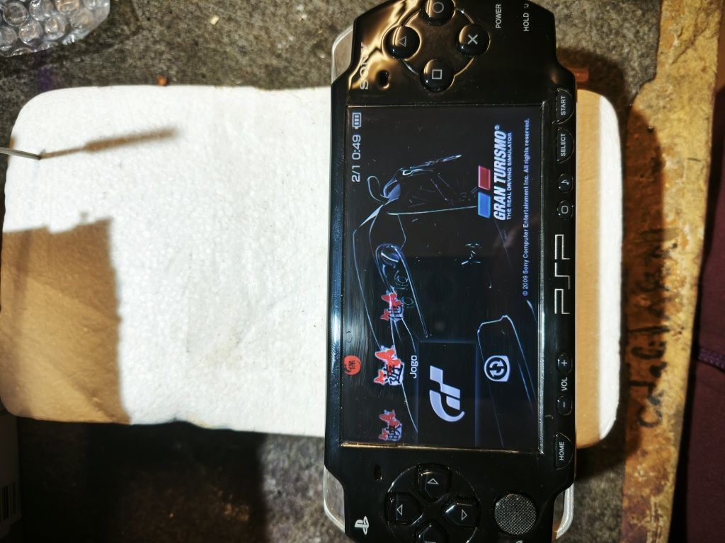 PSP 2004 com jogo