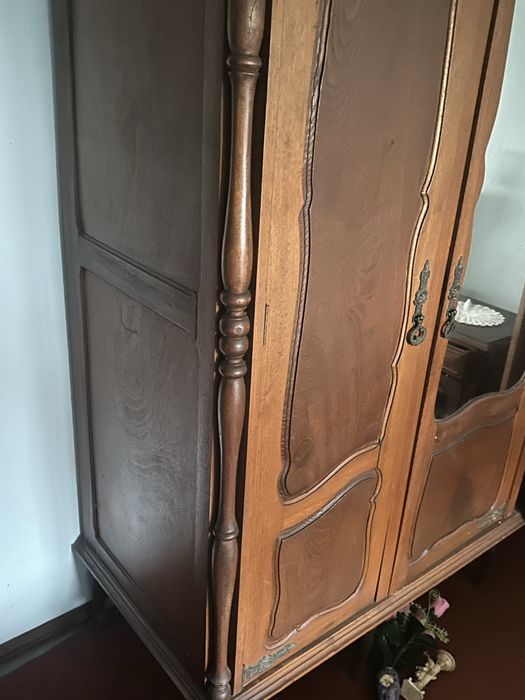 Roupeiro com espelho na porta n2