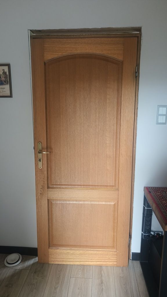 Drzwi wewnętrzne lite drewno (egzotyk)