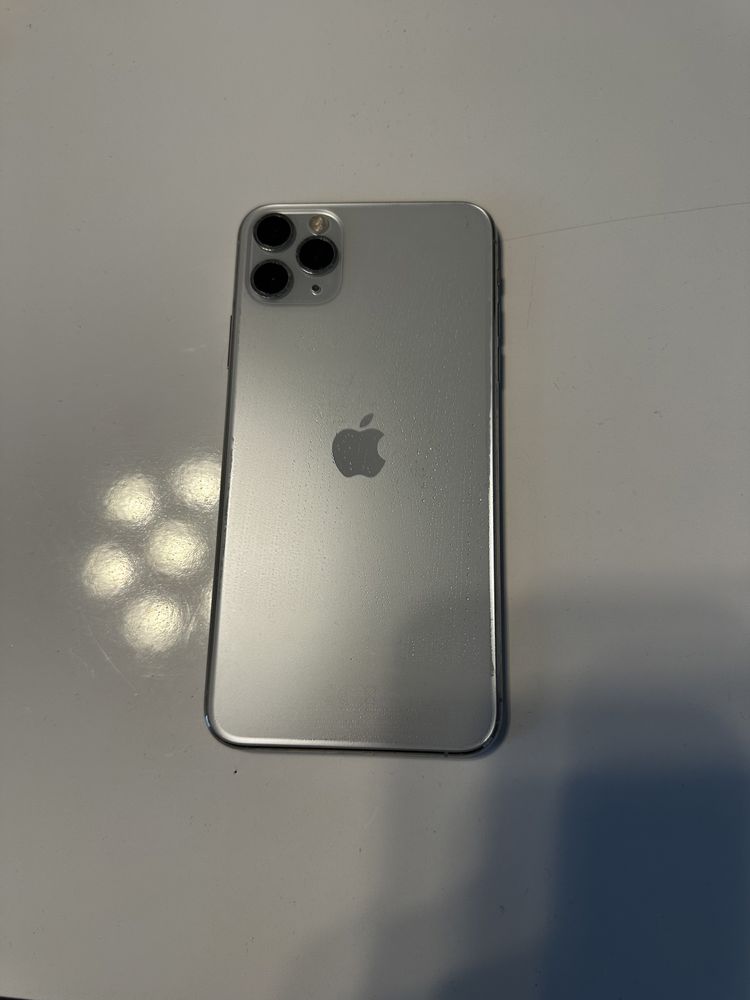 Iphone 11 pro Max 64 GB