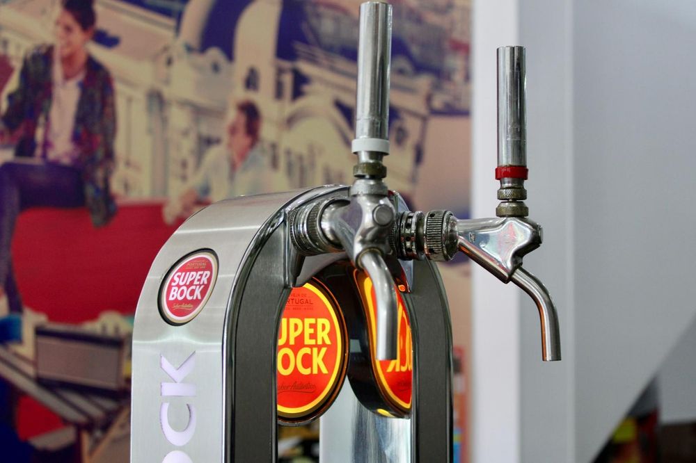 Trespassa-se Confeitaria na zona Valbom/Gondomar