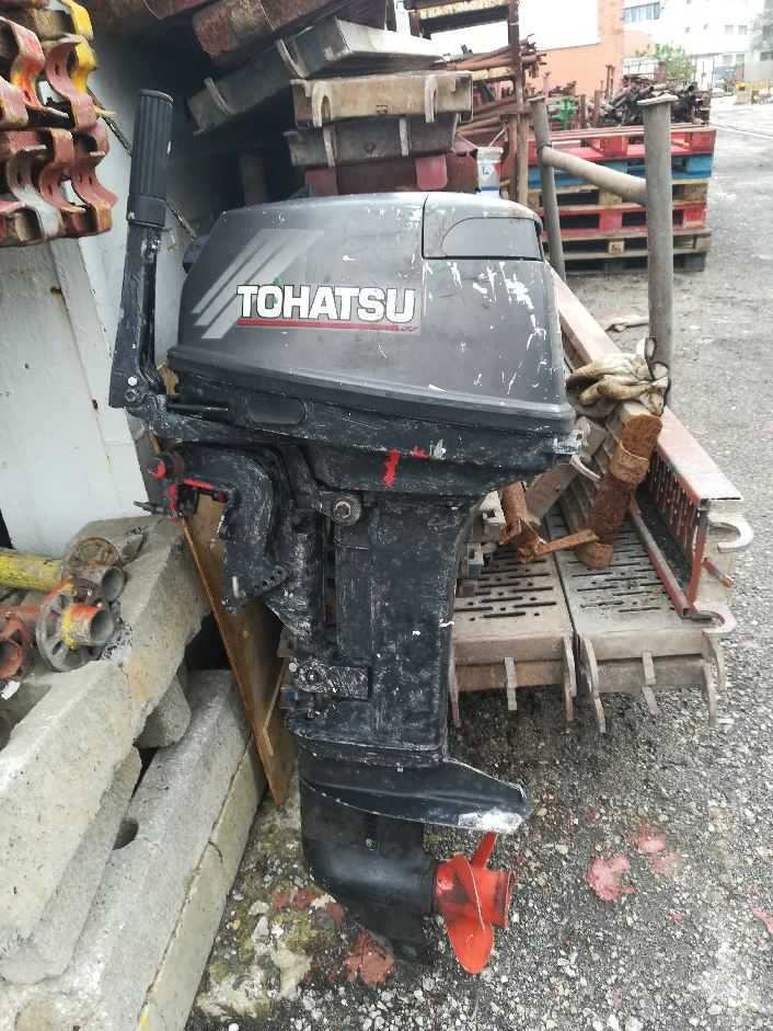 Motor Tohatsu 15 cv lancha barco