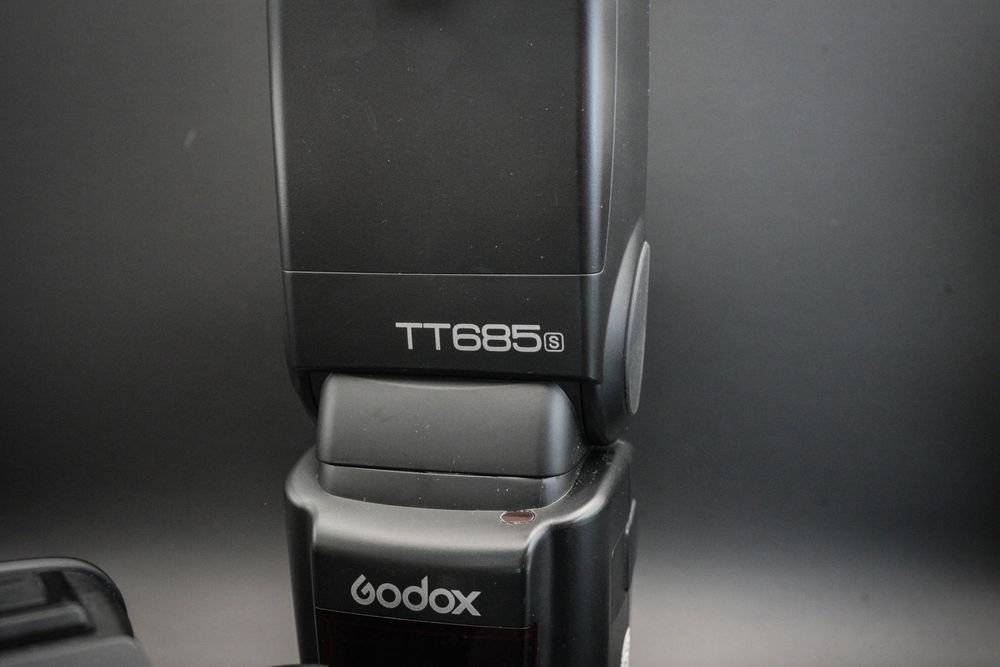 Sprzedam Sony a7 III z lampą Godox