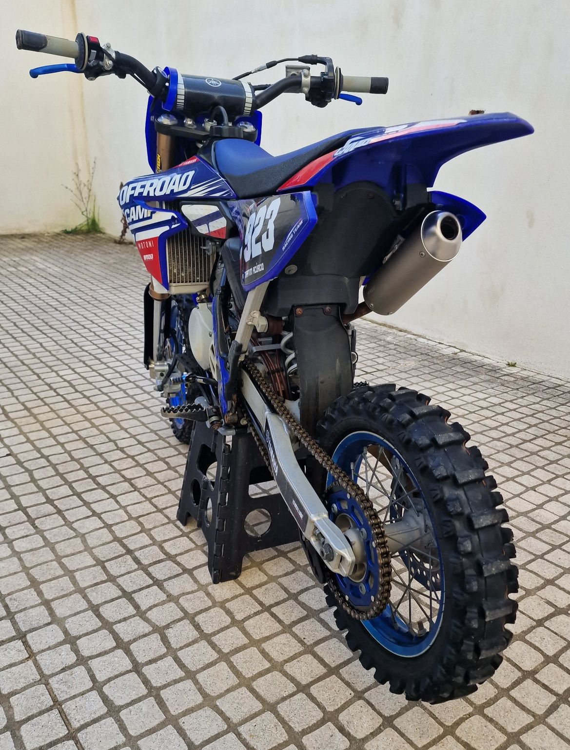 Yamaha YZ 65 em bom estado