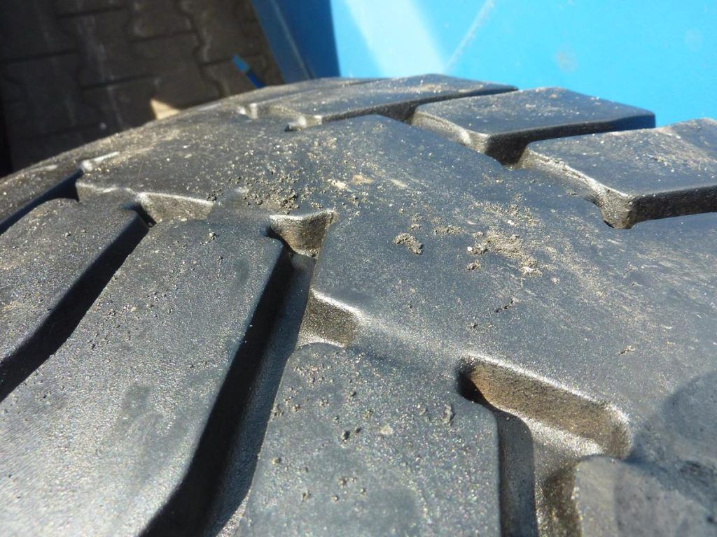 Opona używana ciężarowa 325/95R24 12.00R24 GOODYEAR 700zł C2108