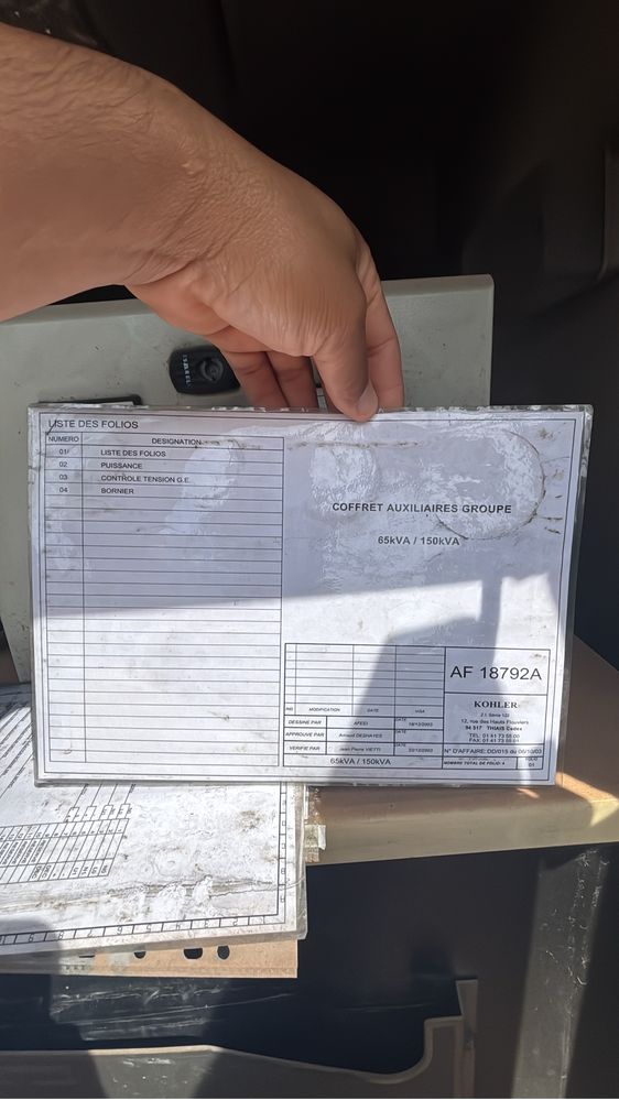 Gerador 100kva  trabalhando a 100% e com revisoes de manurenção em dia