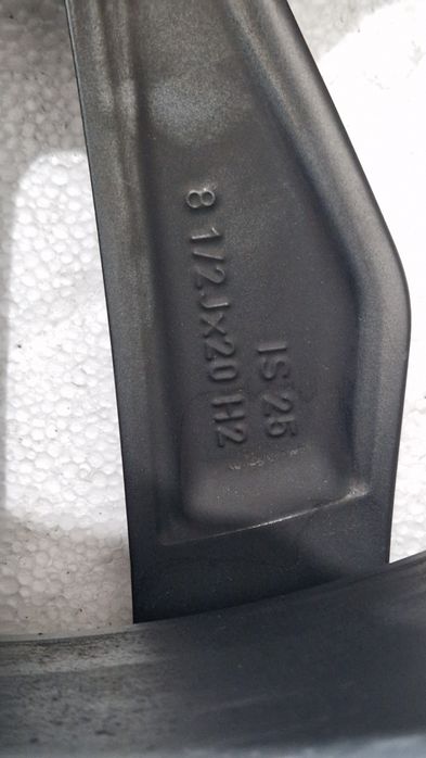 Felga aluminiowa BMW 8.5Jx20"