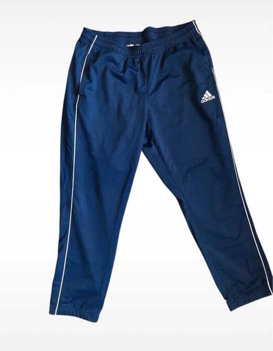 Świetne spodnie dresowe męskie Adidas XL –  wygodne, suwaki!