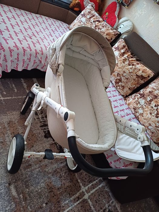 Коляска дитяча. Самовивіз.