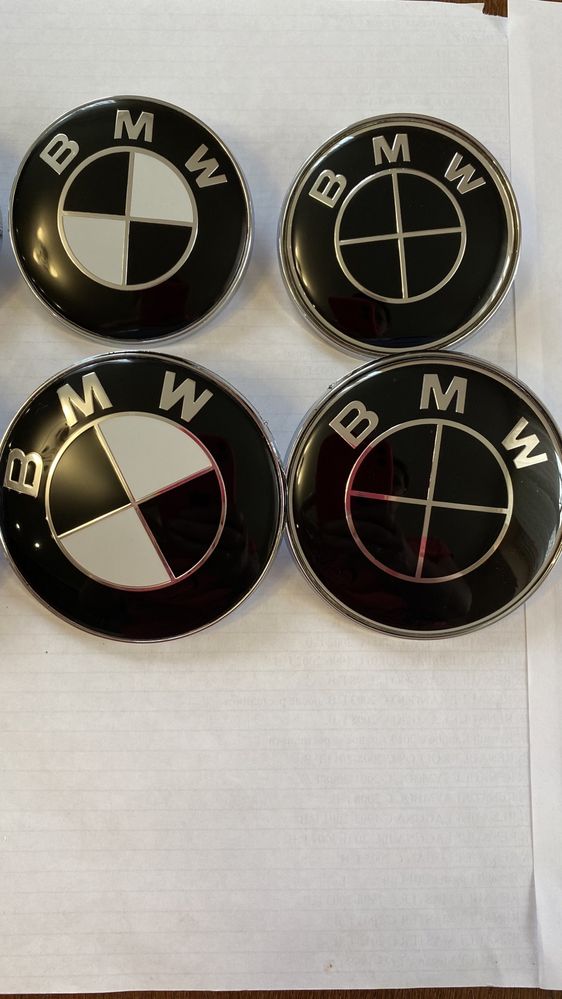 Емблема значок на капот BMW