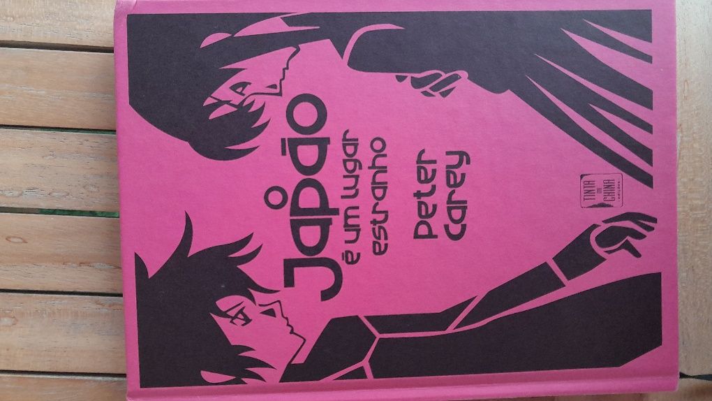 Livro Livro O Japão é um lugar estranho- Peter Carey