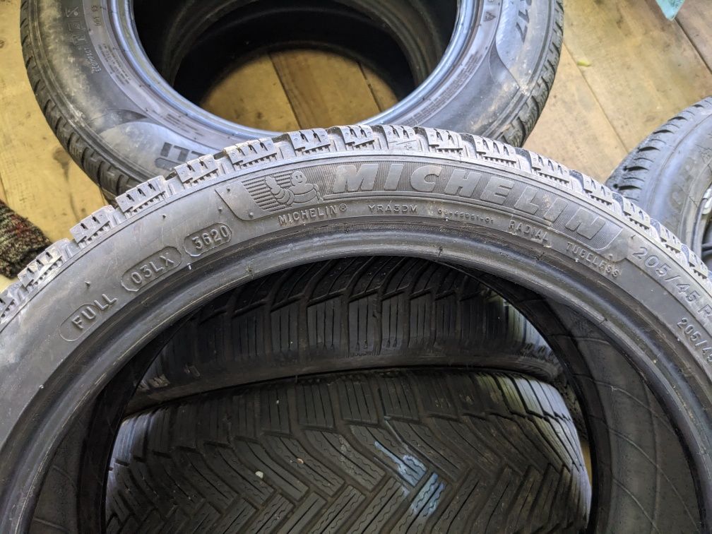 Michelin alpine 6 205 45 17