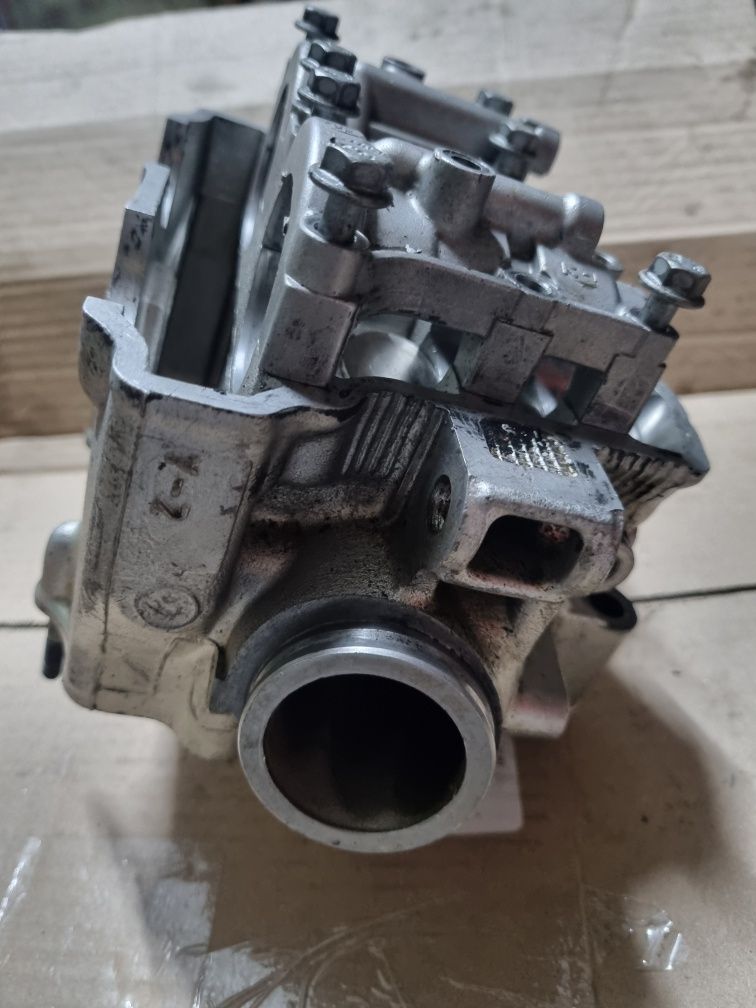 Głowica yzf / wr 426 / 400  4t  00r - 05r cross yamaha 5BE