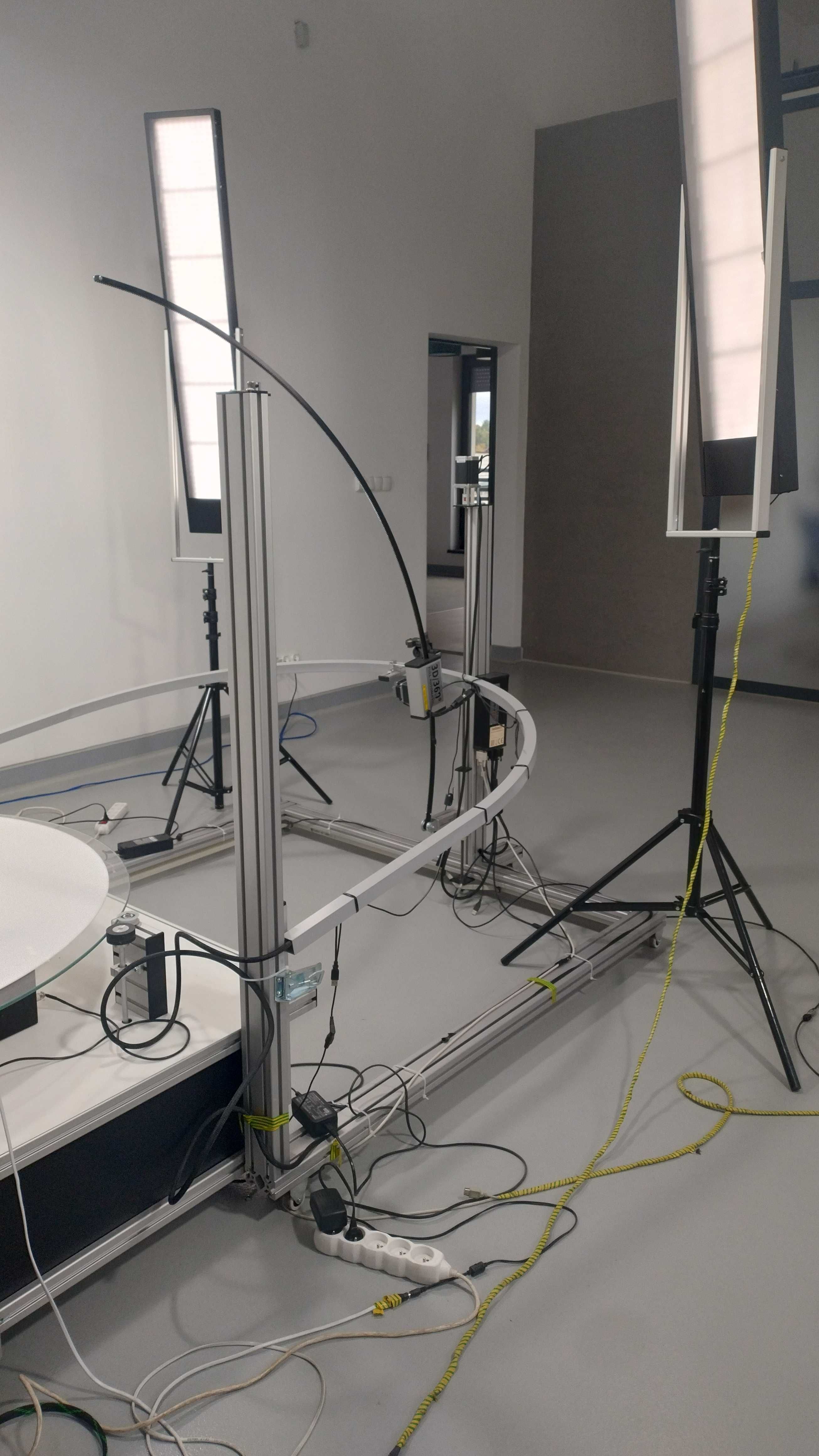 Maszyna obrotowa do fotografii produktowej TopShow 3D/360 + program
