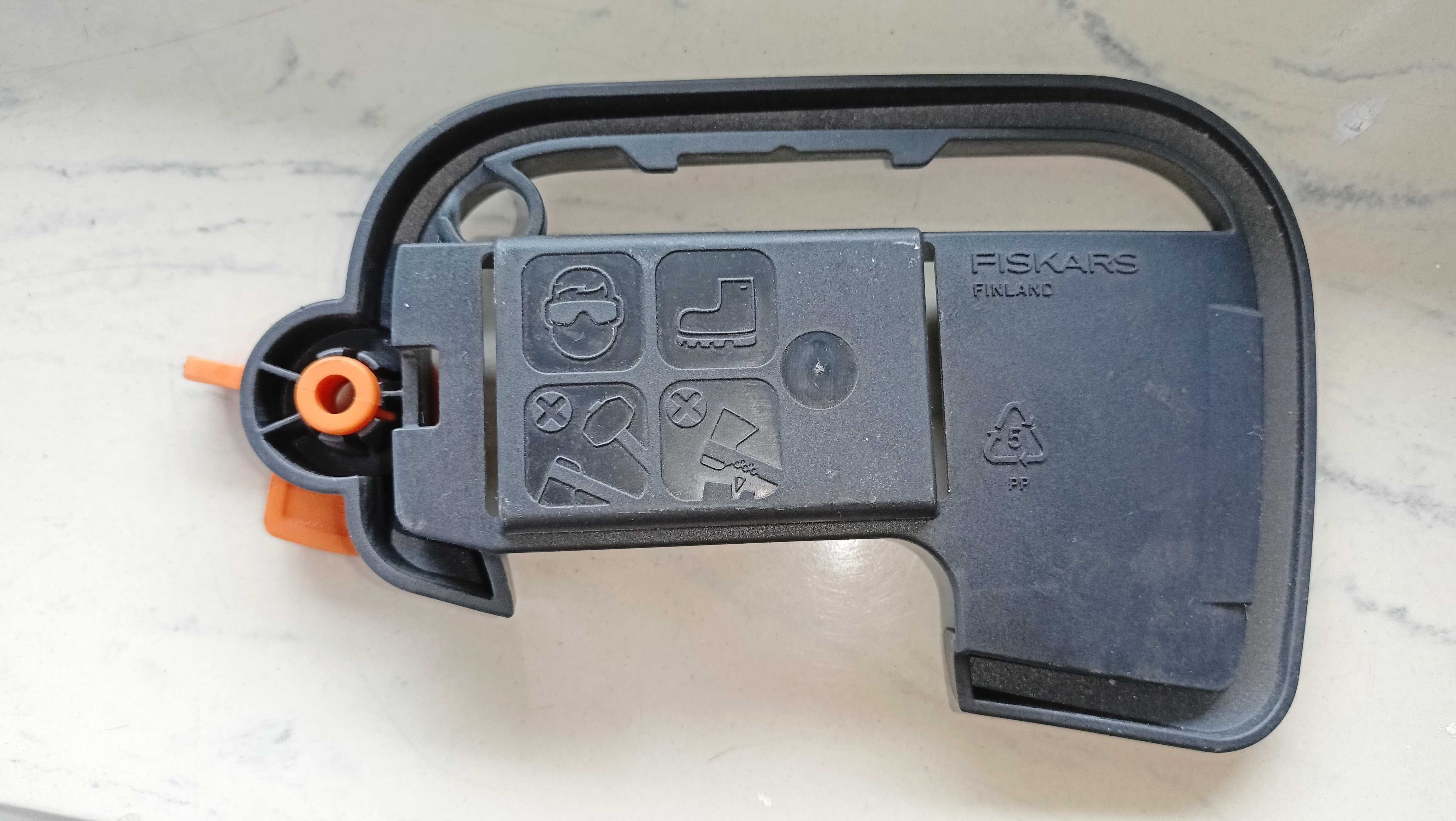 Fiskars X7 osłona nosidełko do siekiery