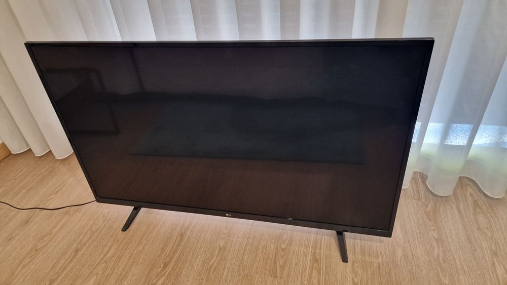 Smart TV LG 49" 4k com avaria