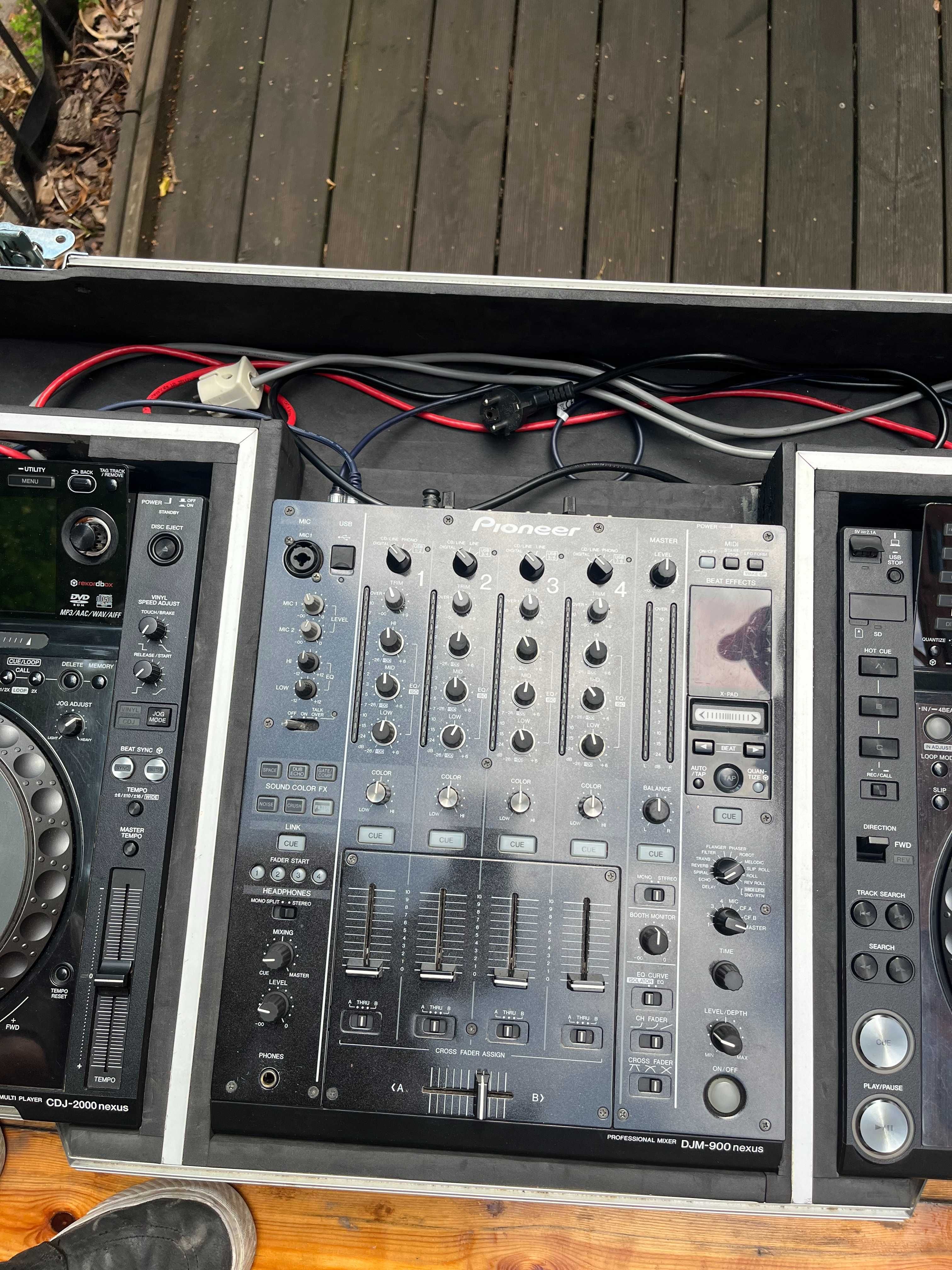 PIONEER DJ: 2x CDJ-2000 nexus + DJM-900 nexus + Case